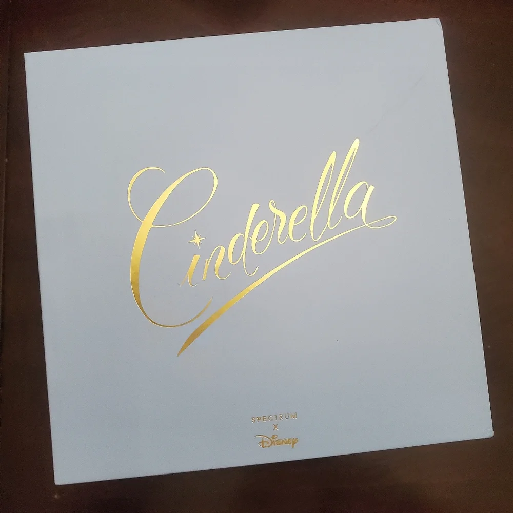 Cinderella Glass Slipper Makeup Brush Holder DISNEY SPECTRUM Collab